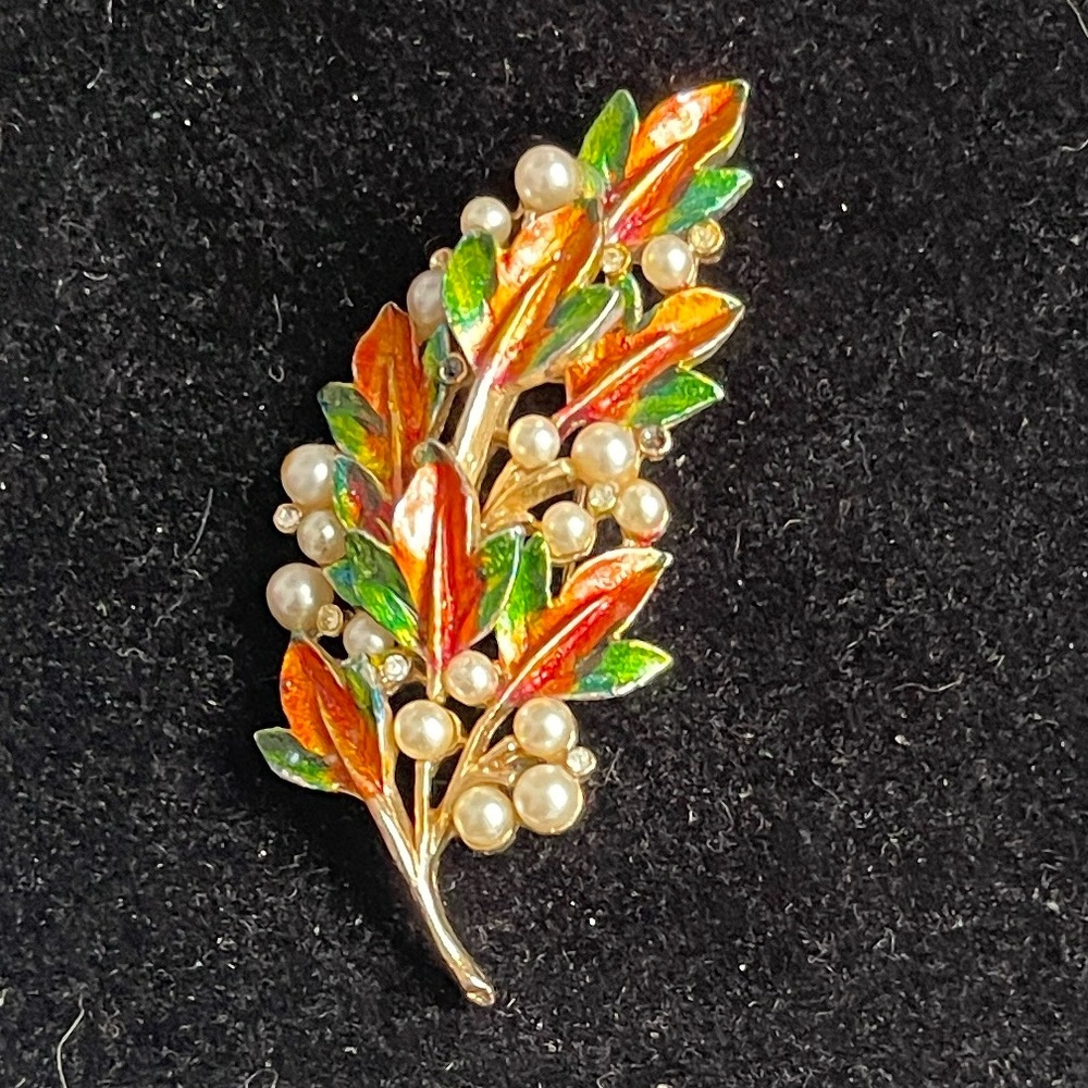 Arthur Pepper (ART)Signed Vntg Leaf Spray Faux Pearls Brooch. P